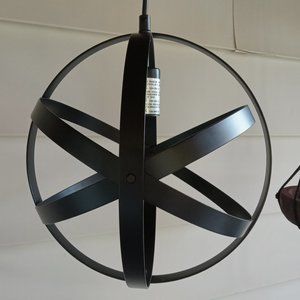 Hanging pendant light